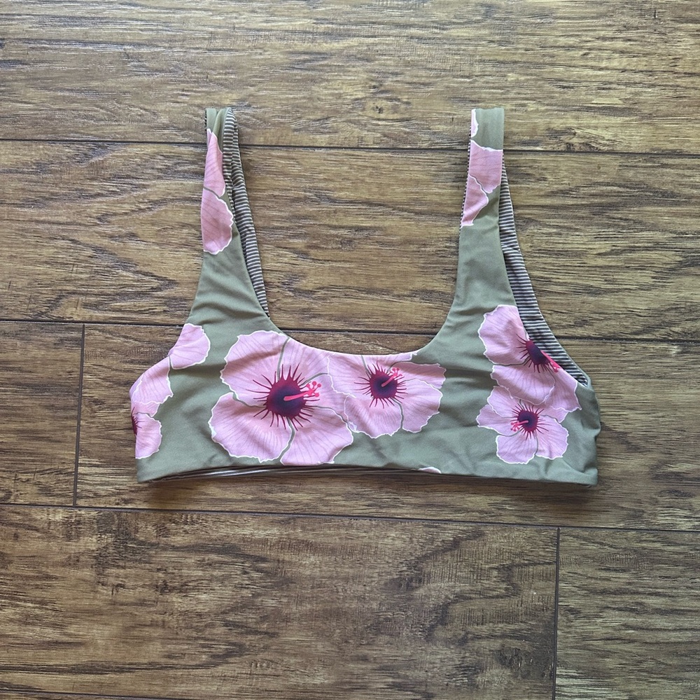 Acacia Islet Birdie Top
